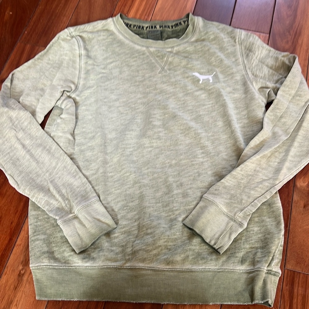 Sweatshirt from pink size, extra small crewneck in a heathered green color